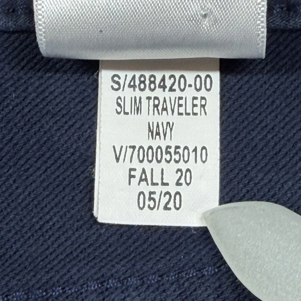 Lot Of 2 Banana Republic Travelers 32x32 Slim Fit 1 Navy 1 Khaki  5Pocket Pants